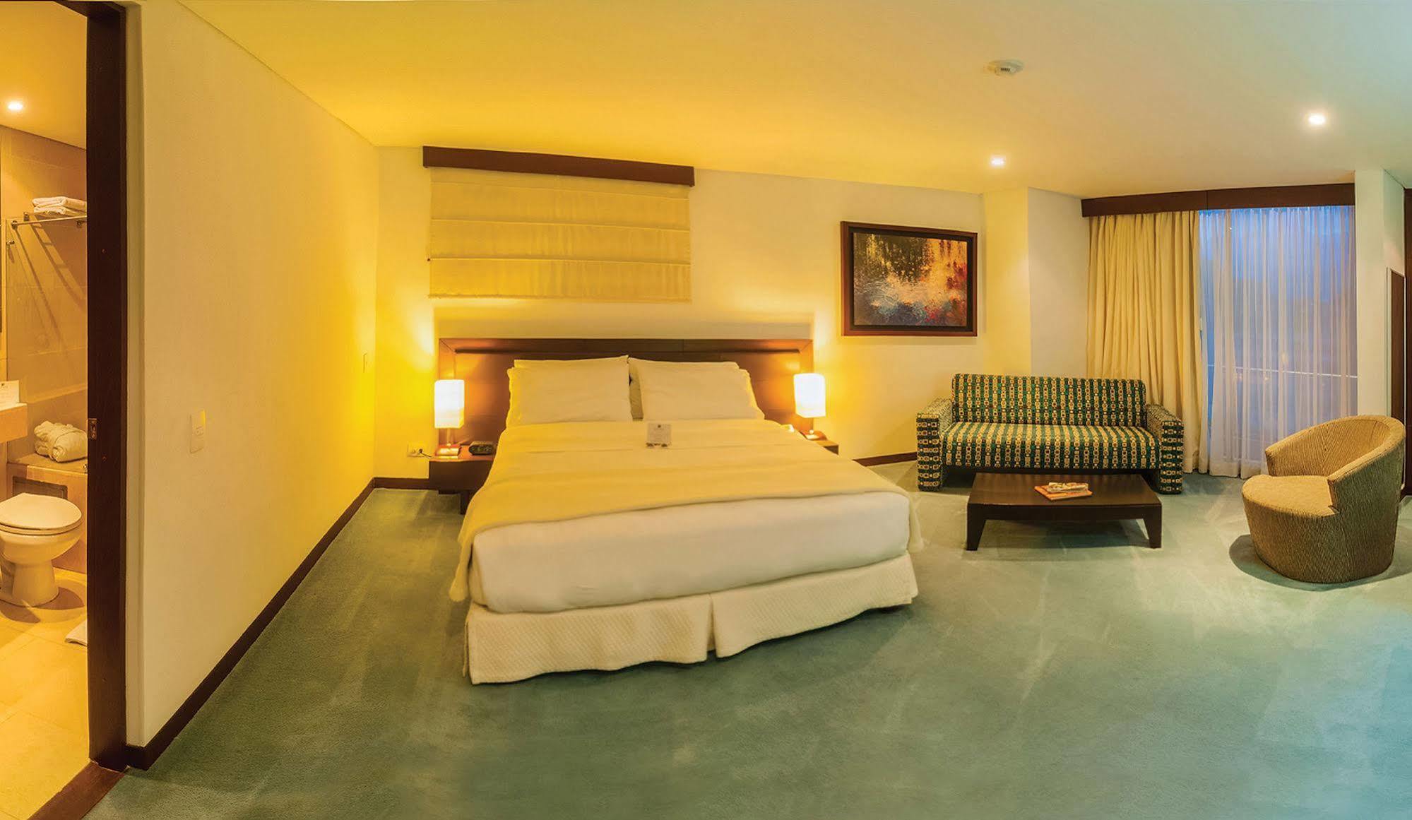 Blue Suites Hotel Bogotá Eksteriør billede
